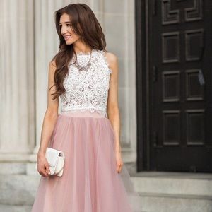 Morning Lavender white sleeveless lace top